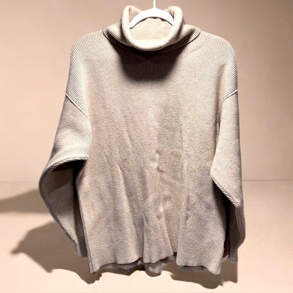 Free People Softly Structured Tunic Sweater Heather Oatmeal OB816580 EUC Small - Picture 3 of 15